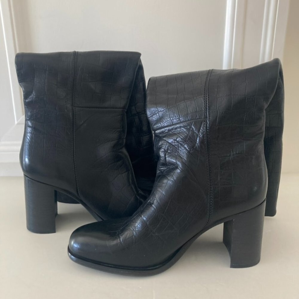 Free People Grayson Black Crocodile Leather Tall Heeled Boots Sz 37.5